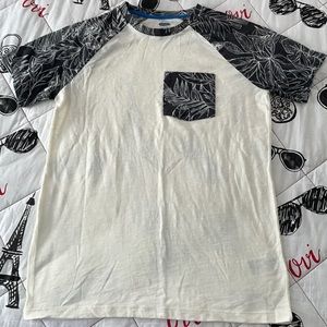 Boys off white tee with design.